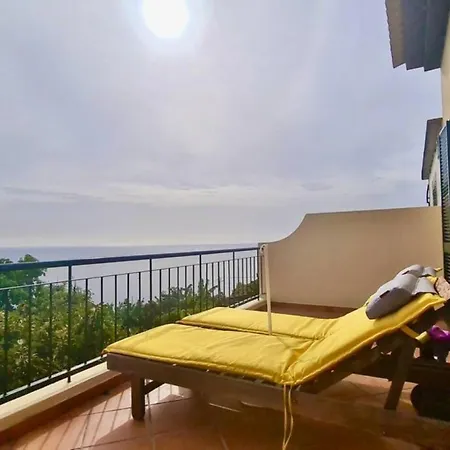 Tranquilidade Em Mar E Montanha Tatil Evi Arco da Calheta (Madeira)