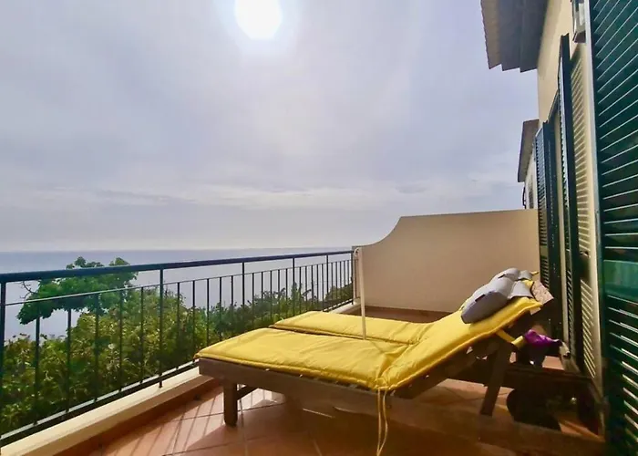 Tranquilidade Em Mar E Montanha Holiday home Arco da Calheta (Madeira)